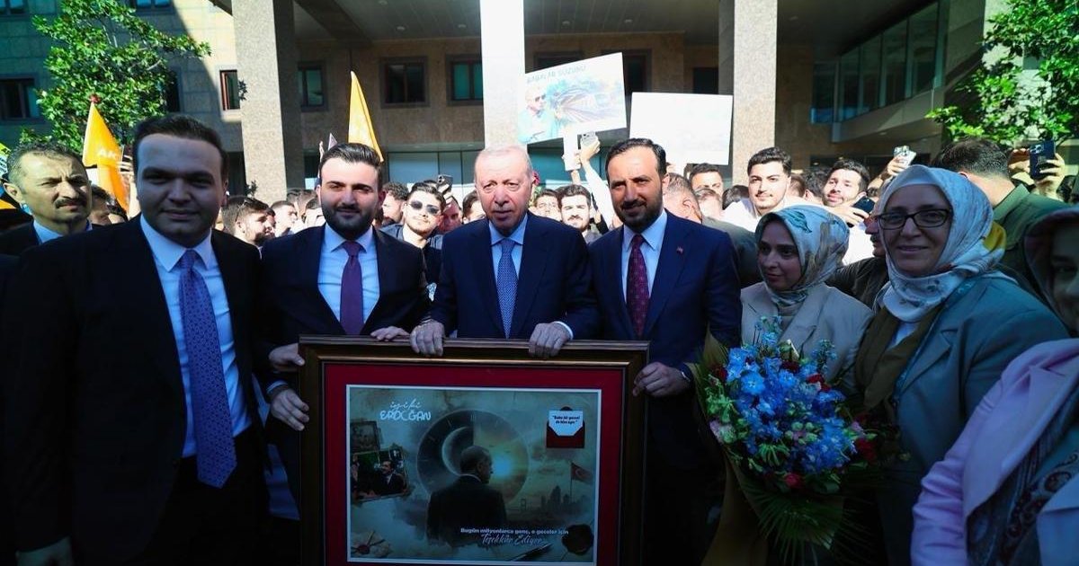 Cumhurbaşkanı Erdoğan'a Babalar Günü sürprizi