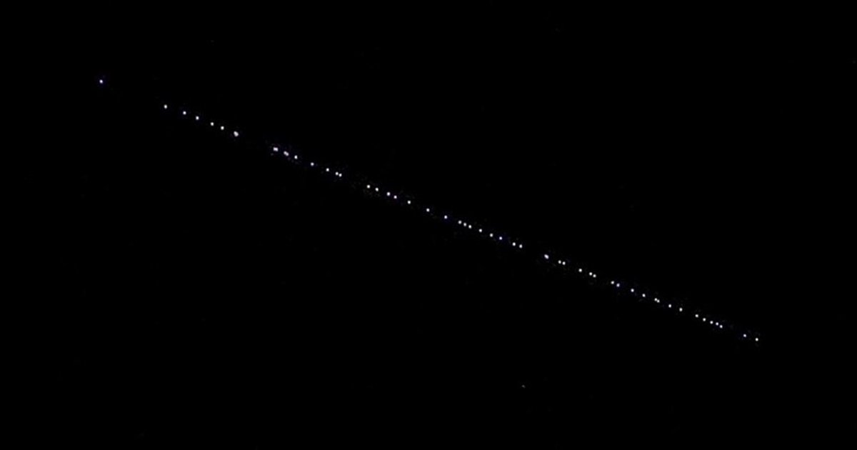 Eski İsrail Başbakanı Bennett İran'a Starlink alıcıları soktuklarını söyledi