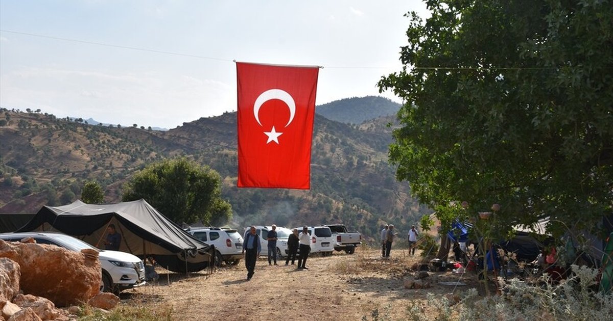 Kuşkonarlılar yıllar sonra köylerine dönmek istiyor