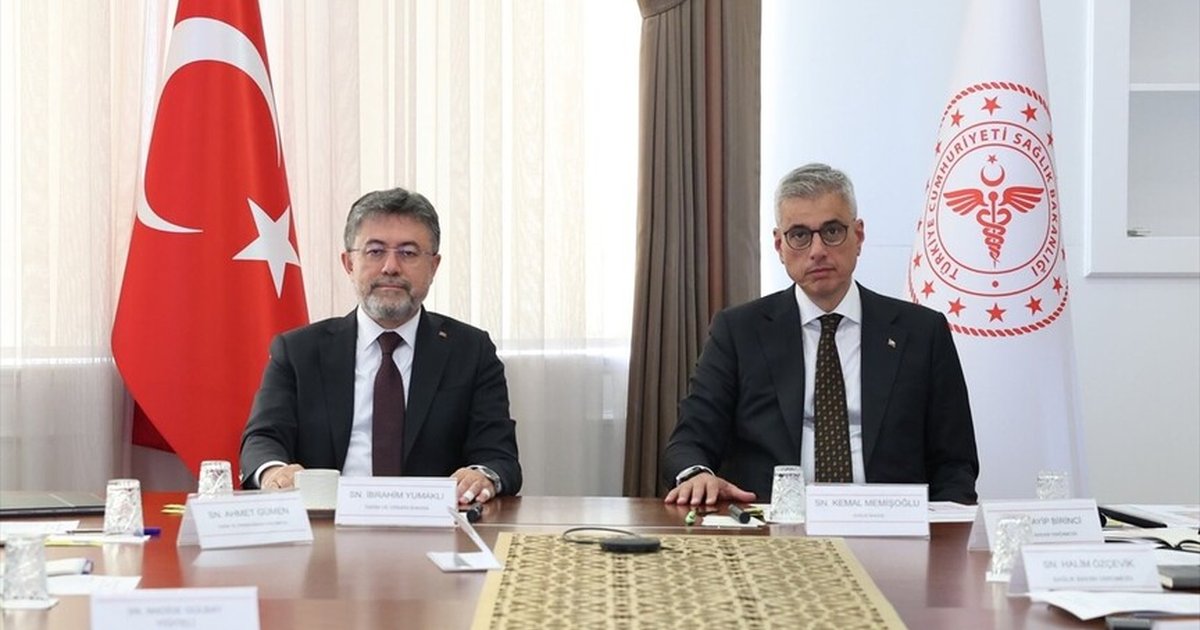Bakanlar Memişoğlu ve Yumaklı İşbirliği Toplantısı Yaptı