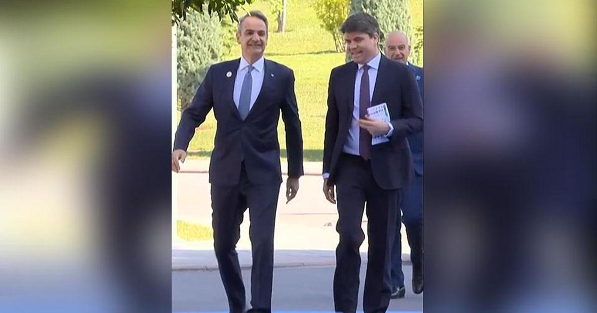 Mıçotakis'in Türkiye Ziyareti ve Sıra Dışı Yürüyüşü