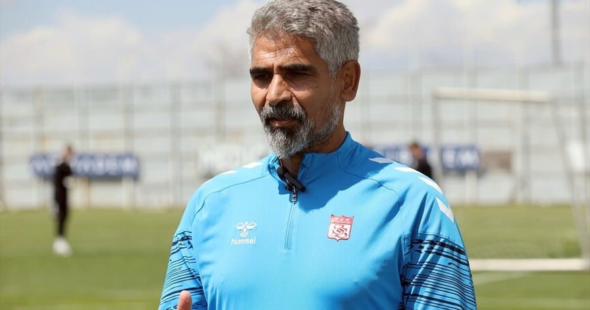 Sivasspor Teknik Direktörü Taşdemir, Gelecek Sezon Planlarını Açıkladı