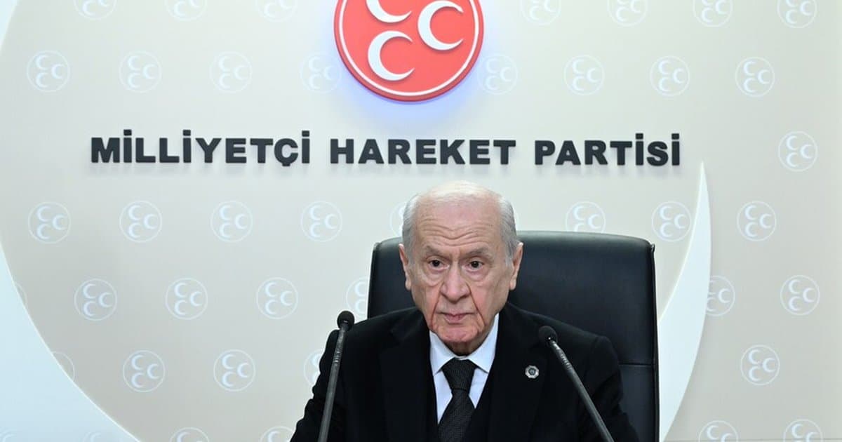 Bahçeli'den Amed Sportif Faaliyetler Kulübü Başkanı Eren'e kutlama
