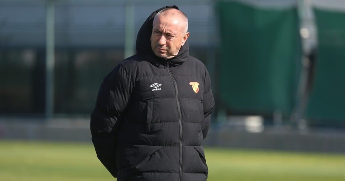 Stoilov Göztepe'de 100. maçına çıkıyor