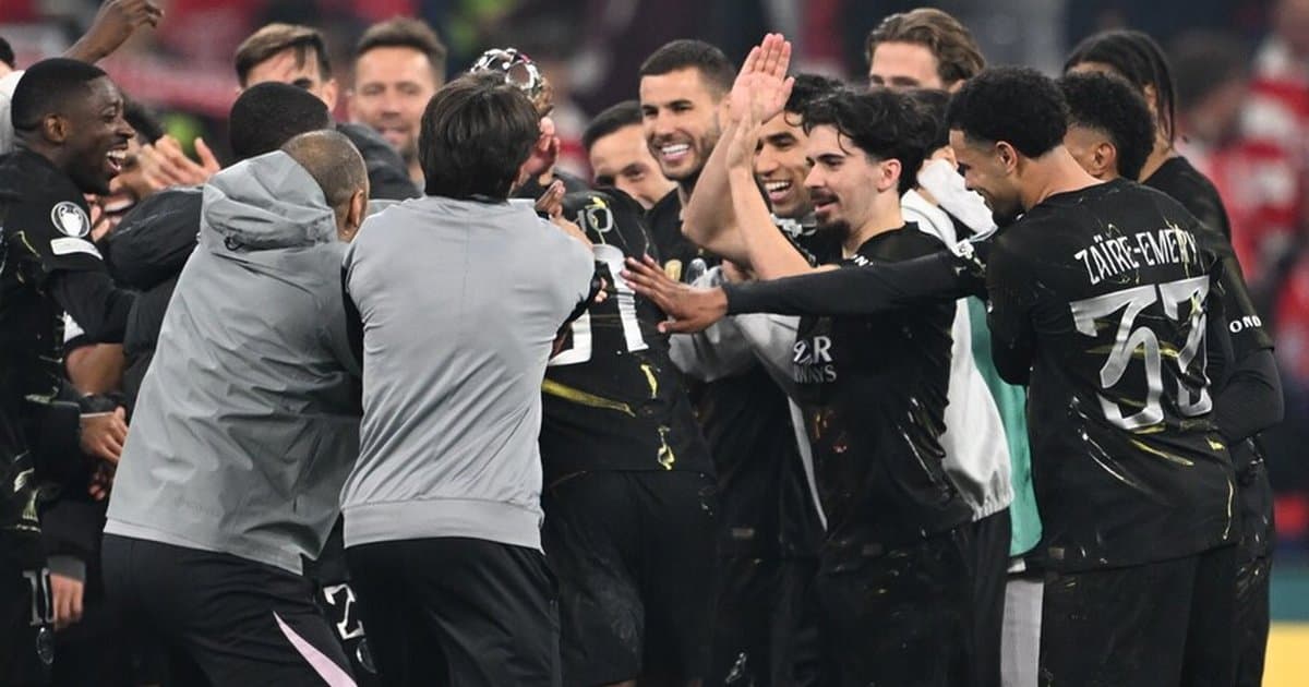 PSG, deplasmanda Lens'i yenerek şampiyon oldu