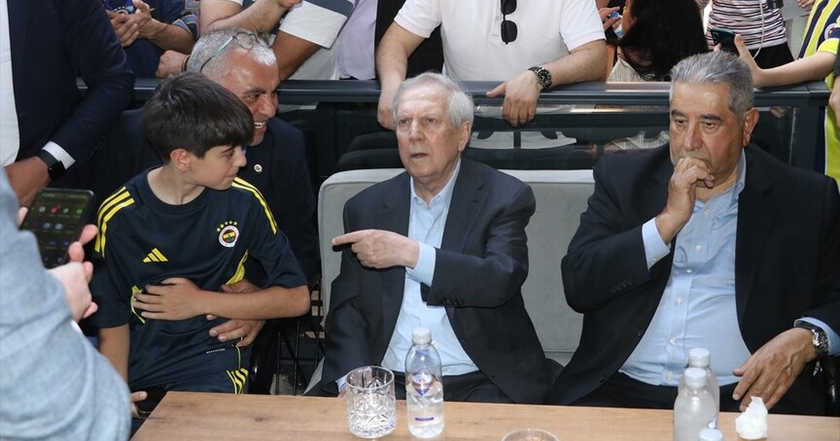 Aziz Yıldırım, Yalova'da taraftarlarla buluştu