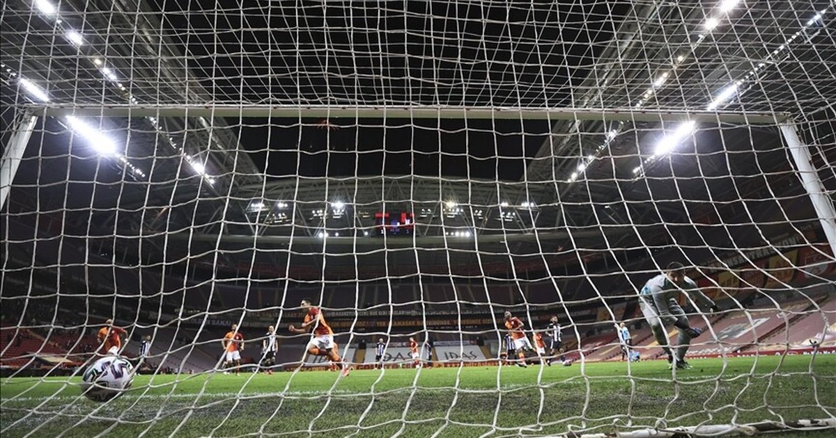Süper Lig'de 24 kez kendi kalesine gol