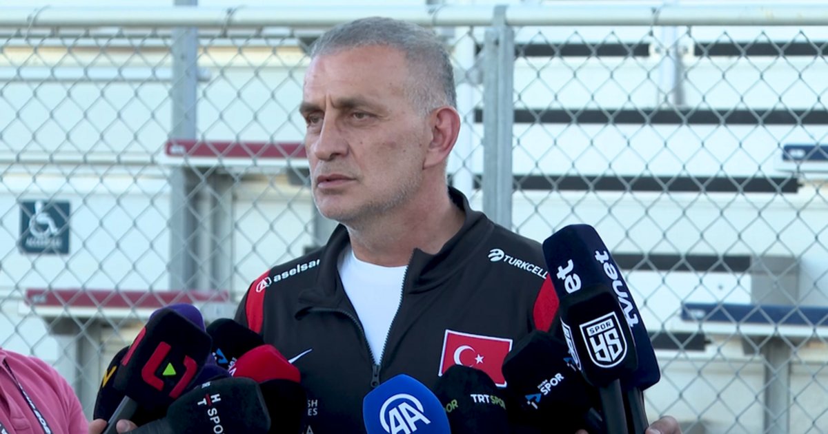 TFF Başkanı Hacıosmanoğlu'ndan Montella ve milli takıma destek