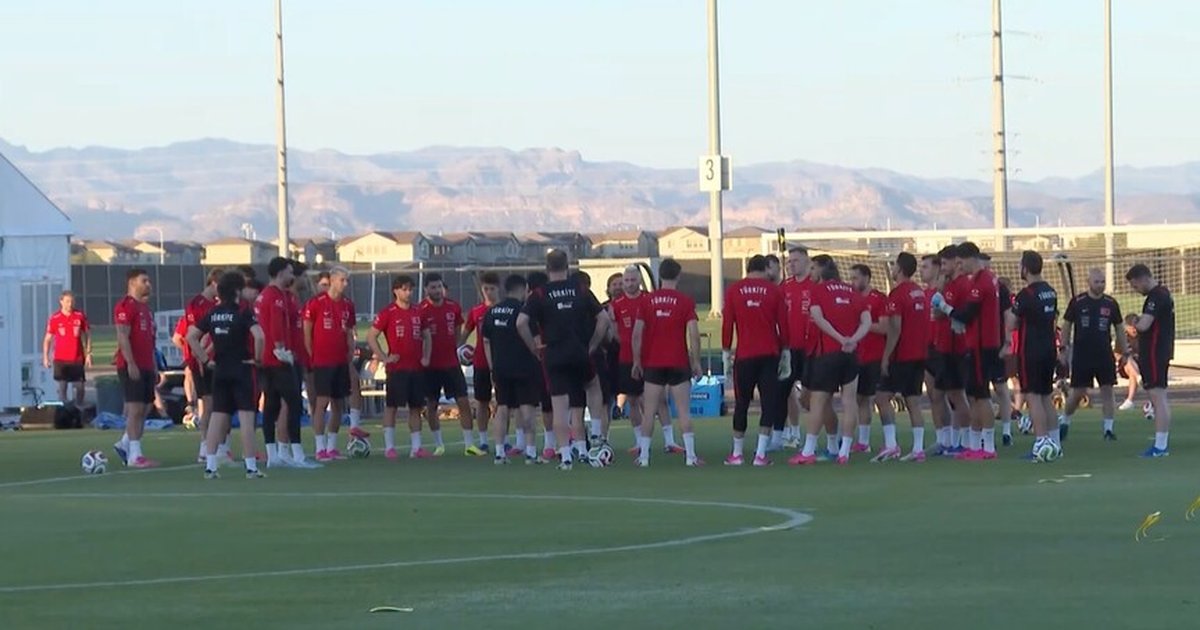 A Milli Futbol Takımı Arizona'da son antrenmanını yaptı