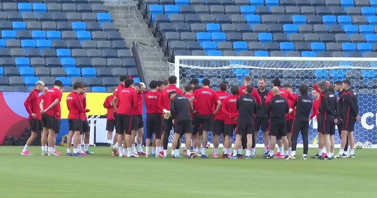 A Milli Futbol Takımı Los Angeles'ta ilk idmanını yaptı