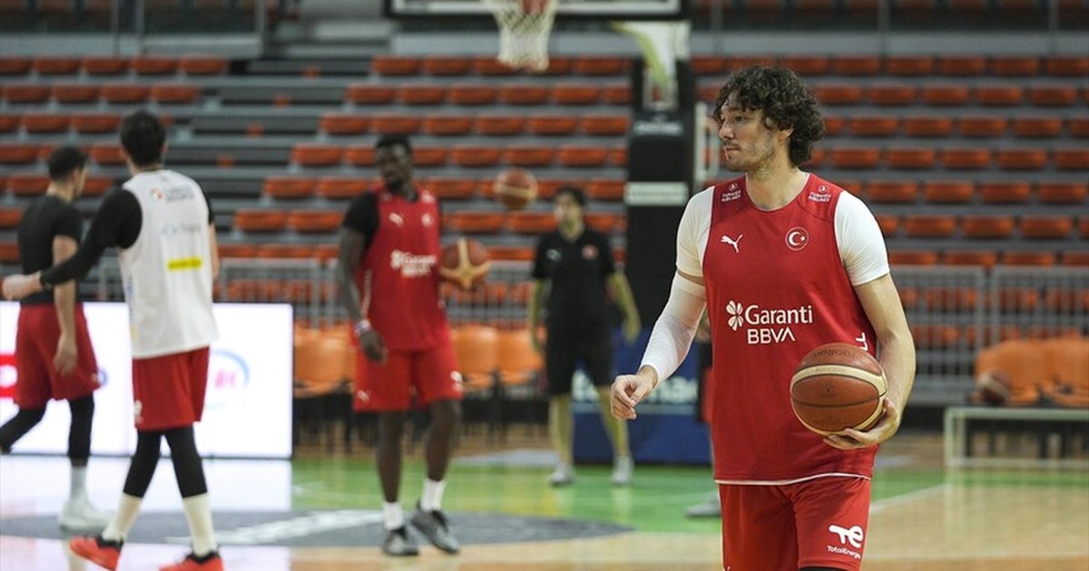A Milli Erkek Basketbol Takımı, Bosna Hersek maçı öncesi son antrenmanını yaptı