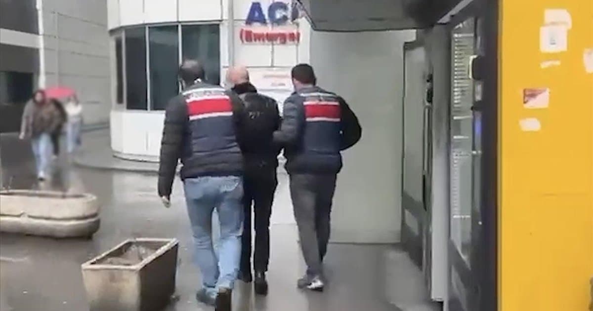 Yasa dışı bahis sitelerine teknik altyapı sağlayan 8 zanlı yakalandı