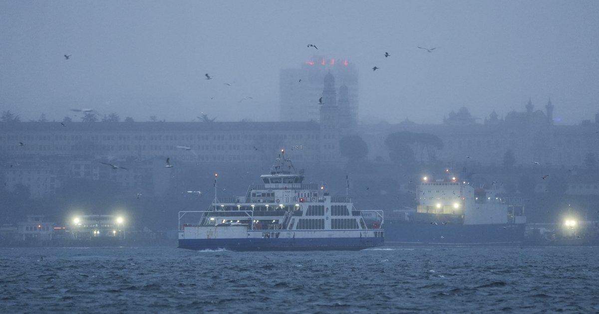 İstanbul'da sabahın erken saatlerinde sis etkili oldu