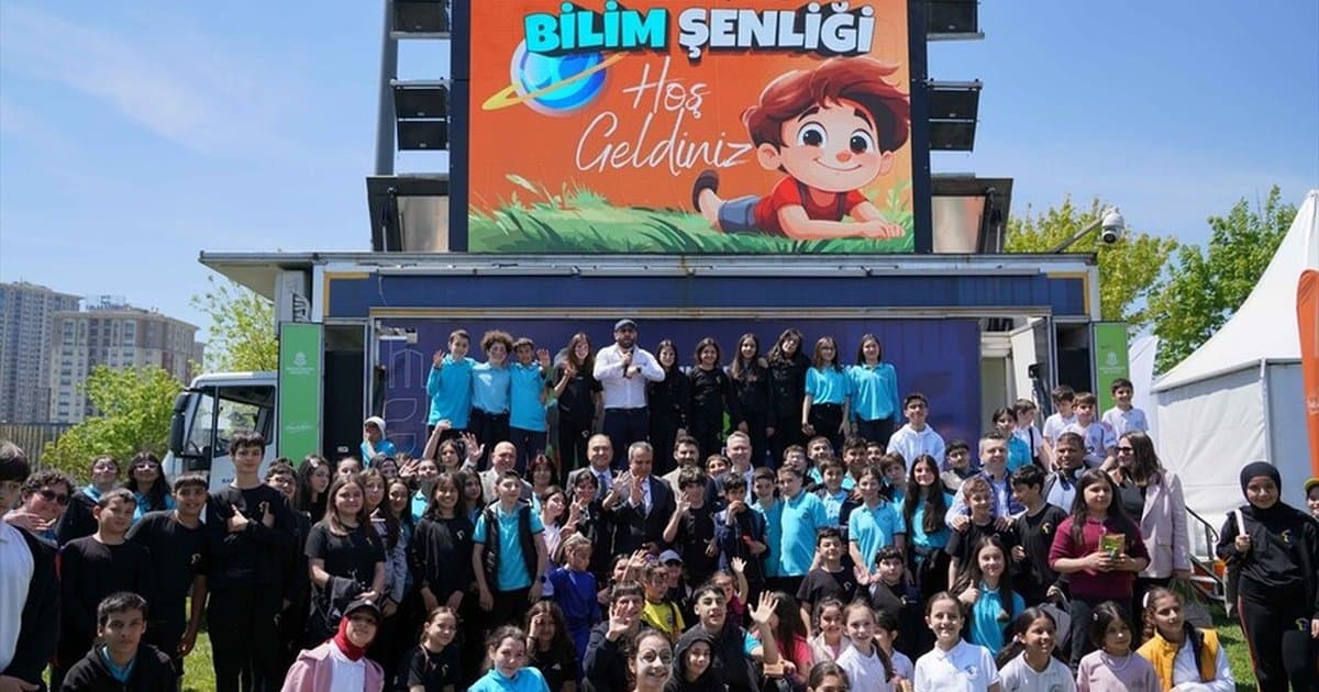 Başakşehir'de Bilim Şenliği başladı