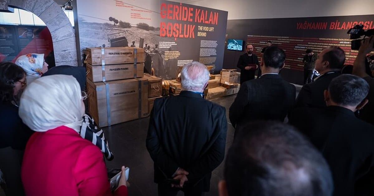 İnsanlığın Yükü Dekolonizasyonun Bugünü sergisi AKM'de açıldı