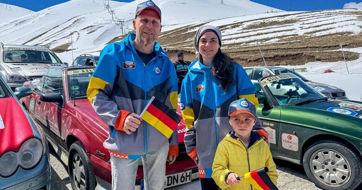 Alman aile İpek Yolu Rallisi'nde 19 bin km yol kat edecek