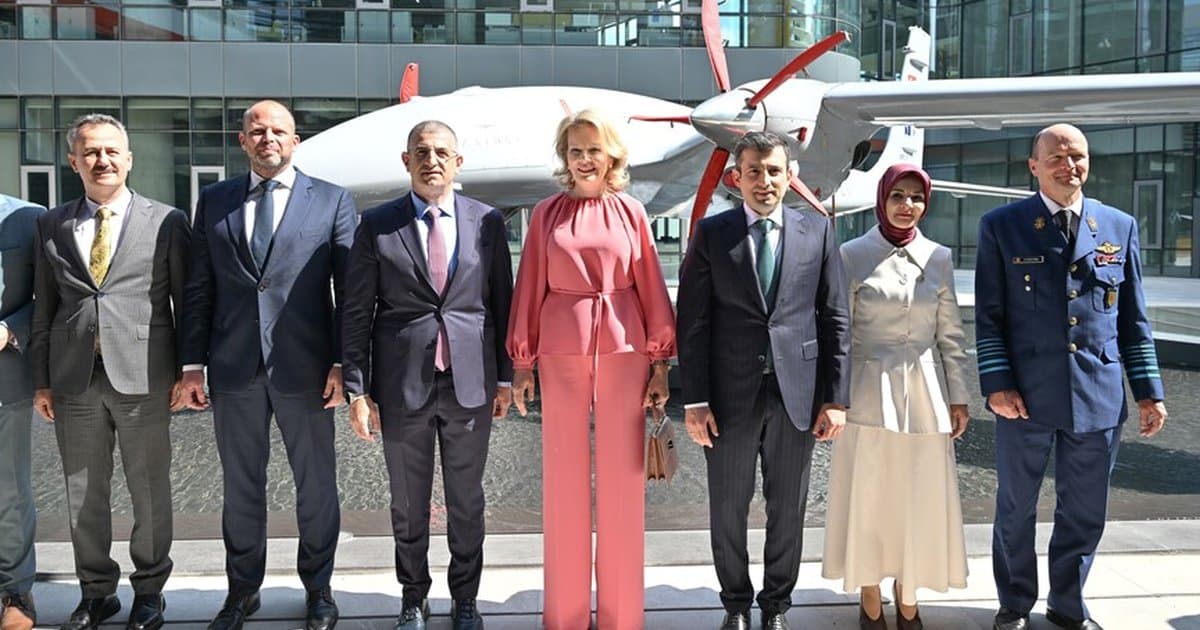 Belçika Savunma Bakanı Francken, Baykar'ı ziyaret etti