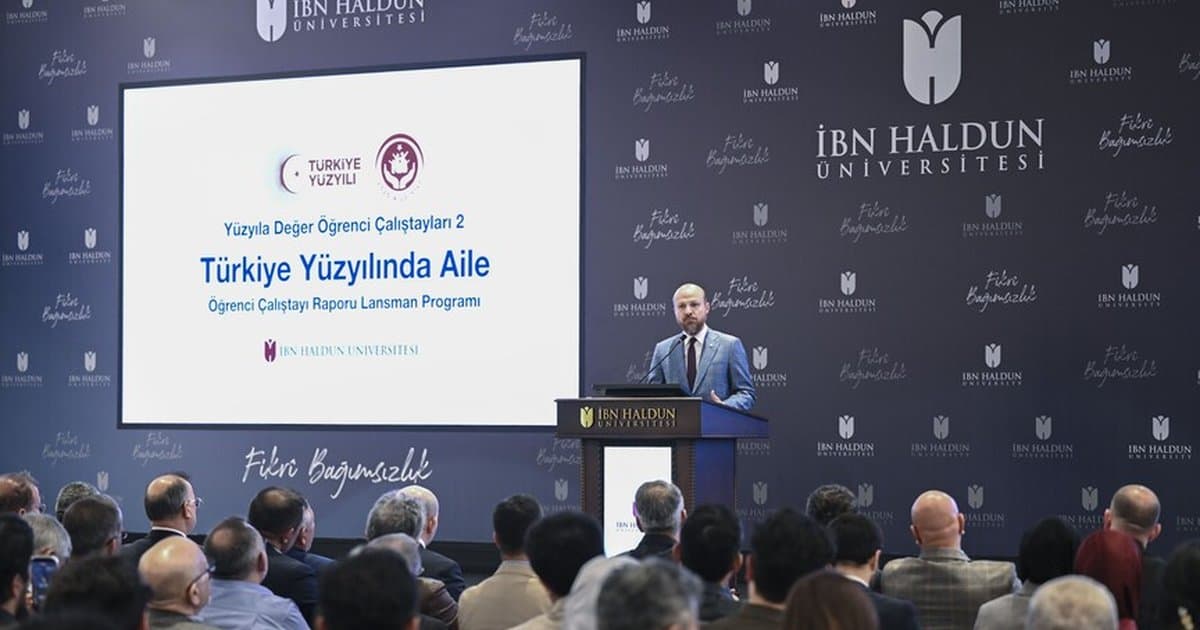 İHÜ'den 'Türkiye Yüzyılında Aile' çalıştayı raporu