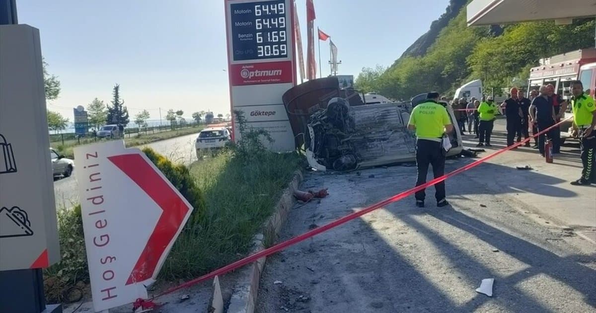 Zonguldak'ta otomobil takla attı: 6 yaralı