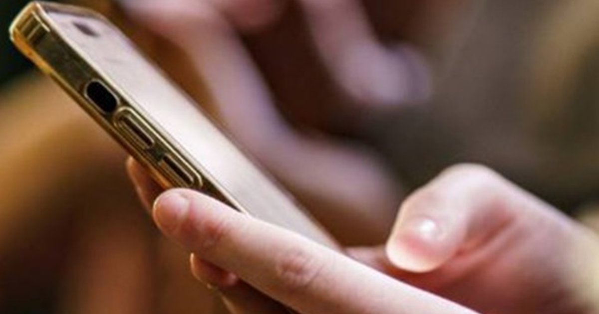 İzmir'de çocuğun müstehcen görüntülerini paylaşan anne gözaltına alındı