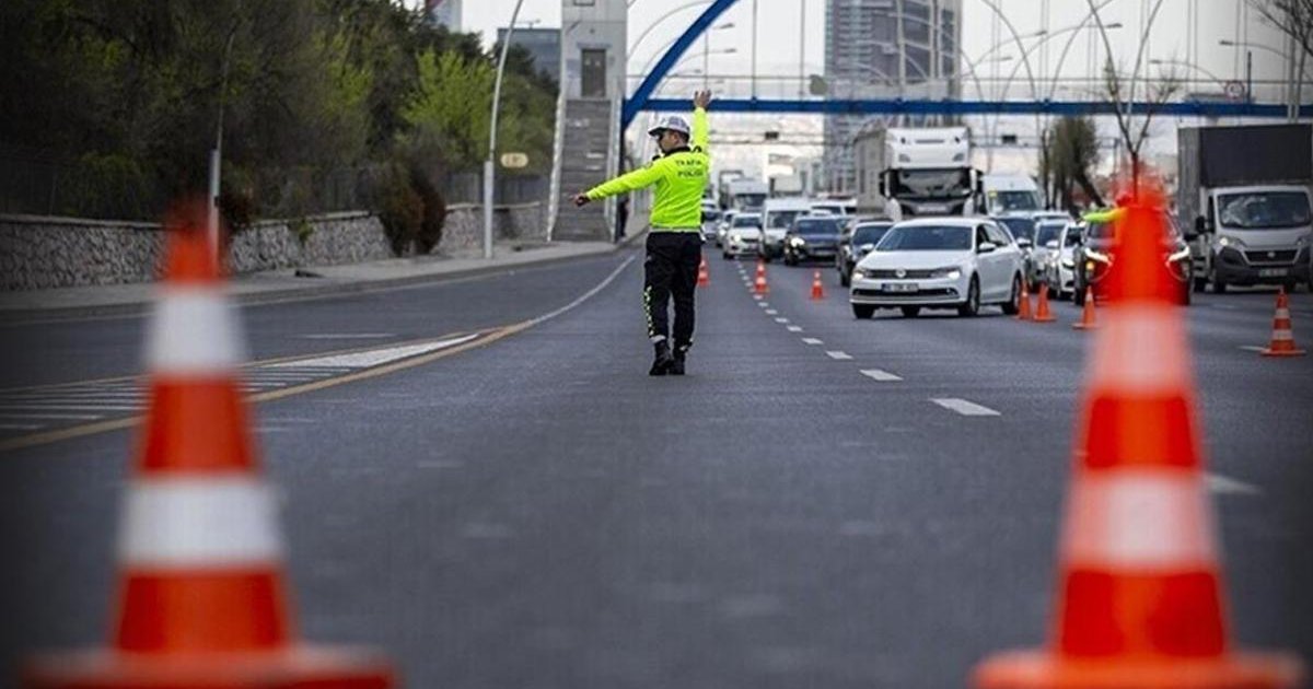 İstanbul'da trafik kısıtlamaları: Hangi yollar kapalı?
