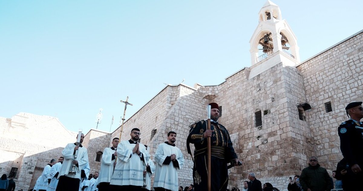 Abbas'tan Kudüs kiliselerine İsrail vergisine karşı durun çağrısı