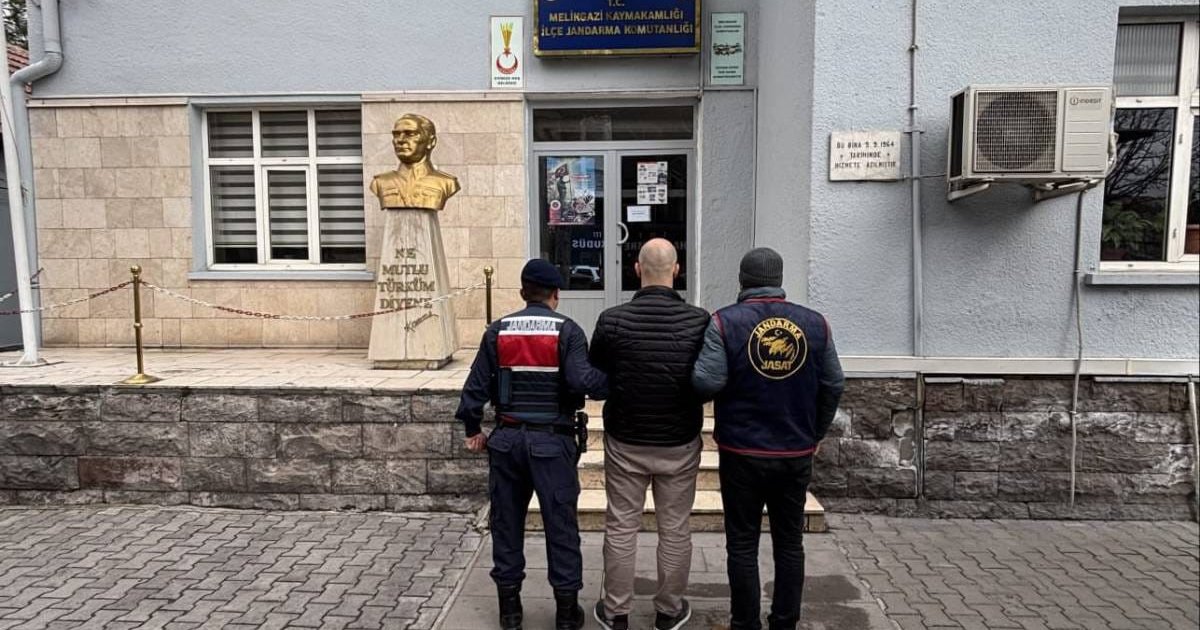 15 yıl 6 ay hapis cezasıyla aranan uyuşturucu taciri Kayseri'de yakalandı
