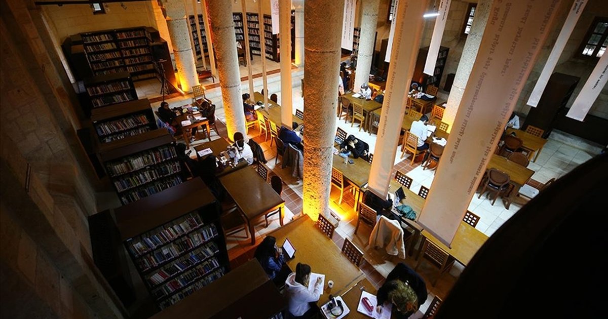 Adana'da Tarihi Aya Nikola Kilisesi'nde Kültür ve Eğitime Yeni Bir Adım