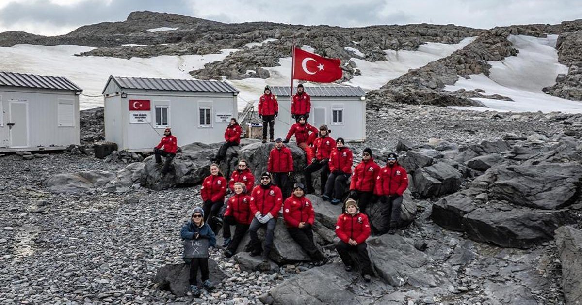 Bakan Kacır: Türk Bilim Üssü hedefi Antarktika'da