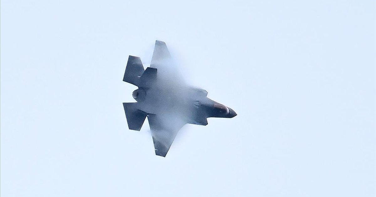 İran Devrim Muhafızları F-35 Savaş Uçağını Düşürdü