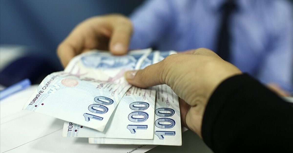 Yaşlı ve Engelli Aylıkları Hesaplara Yatırılıyor