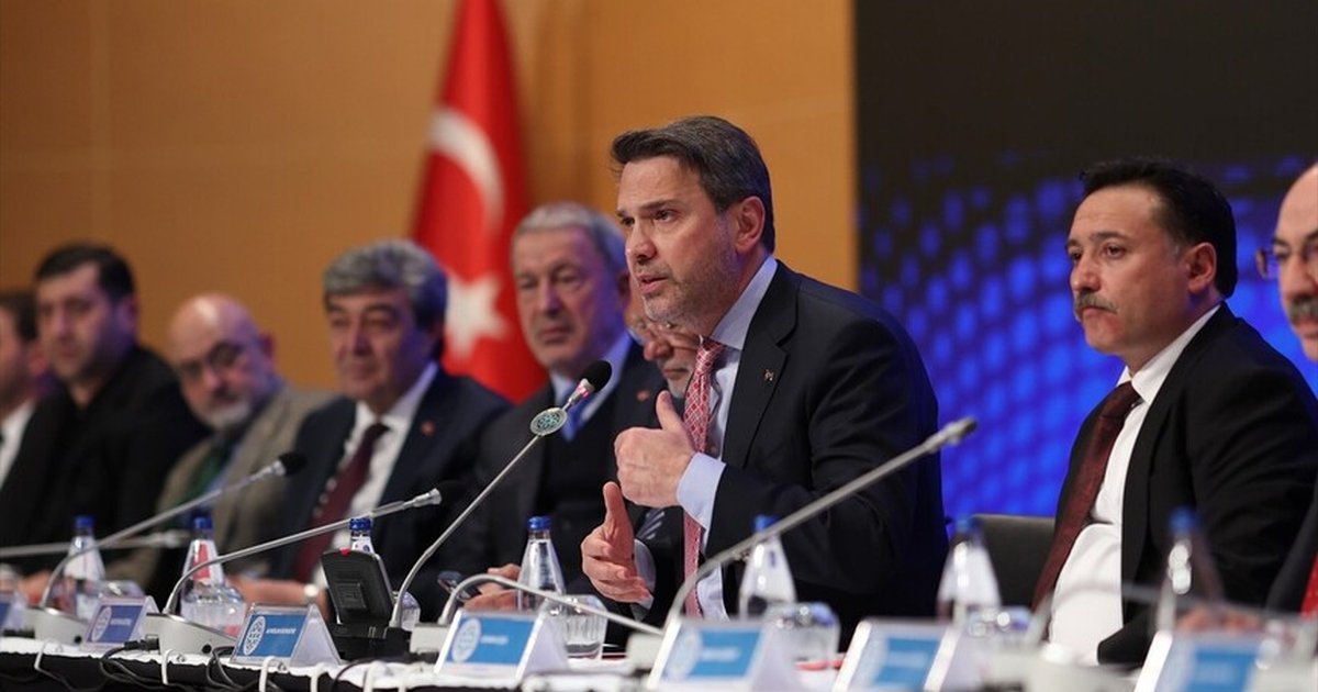 Bakan Bayraktar: Türkiye nükleeri enerjiyle zenginleşecek