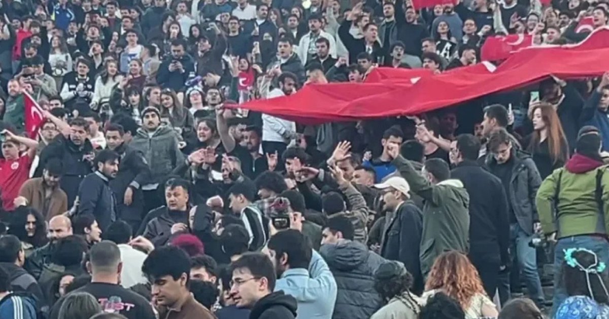ODTÜ'de İlkay Akkaya konserinde kavga