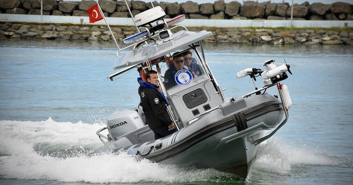 Emniyetin 'gemi adamı' adayları Karadeniz'de eğitimde