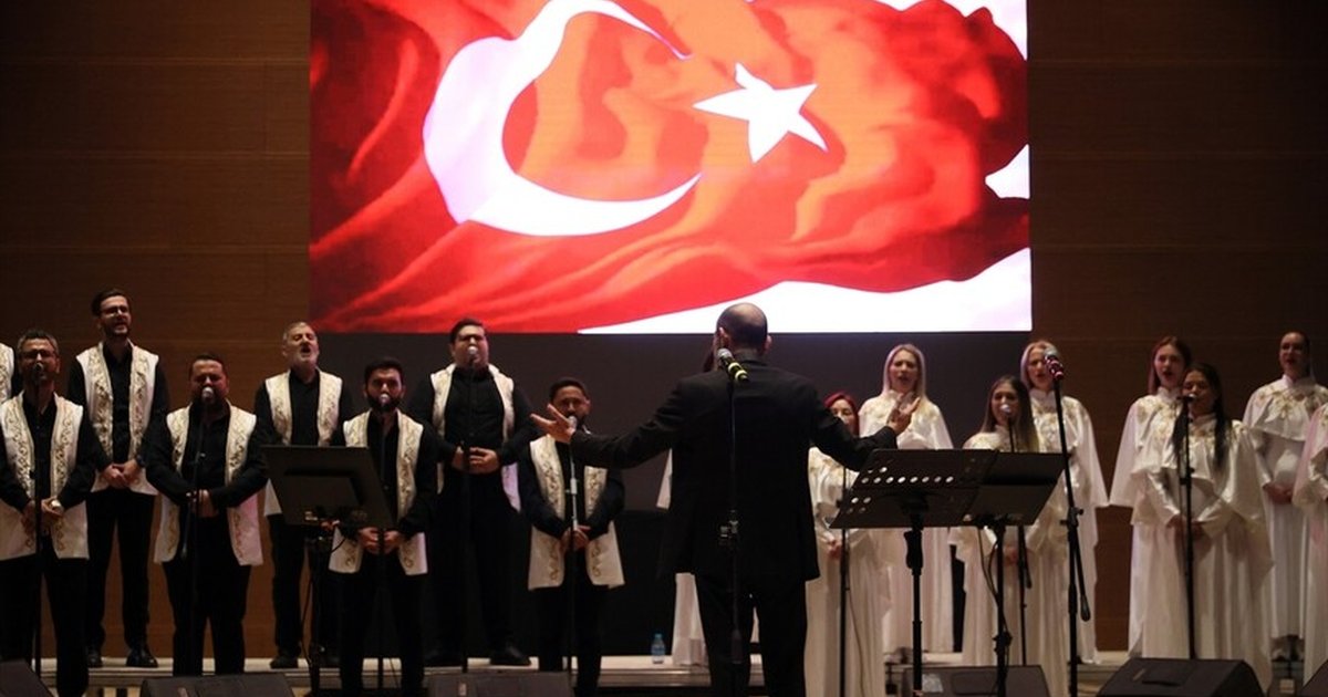 Antakya Medeniyetler Korosu deprem dayanışmasını konserlerle sürdürüyor