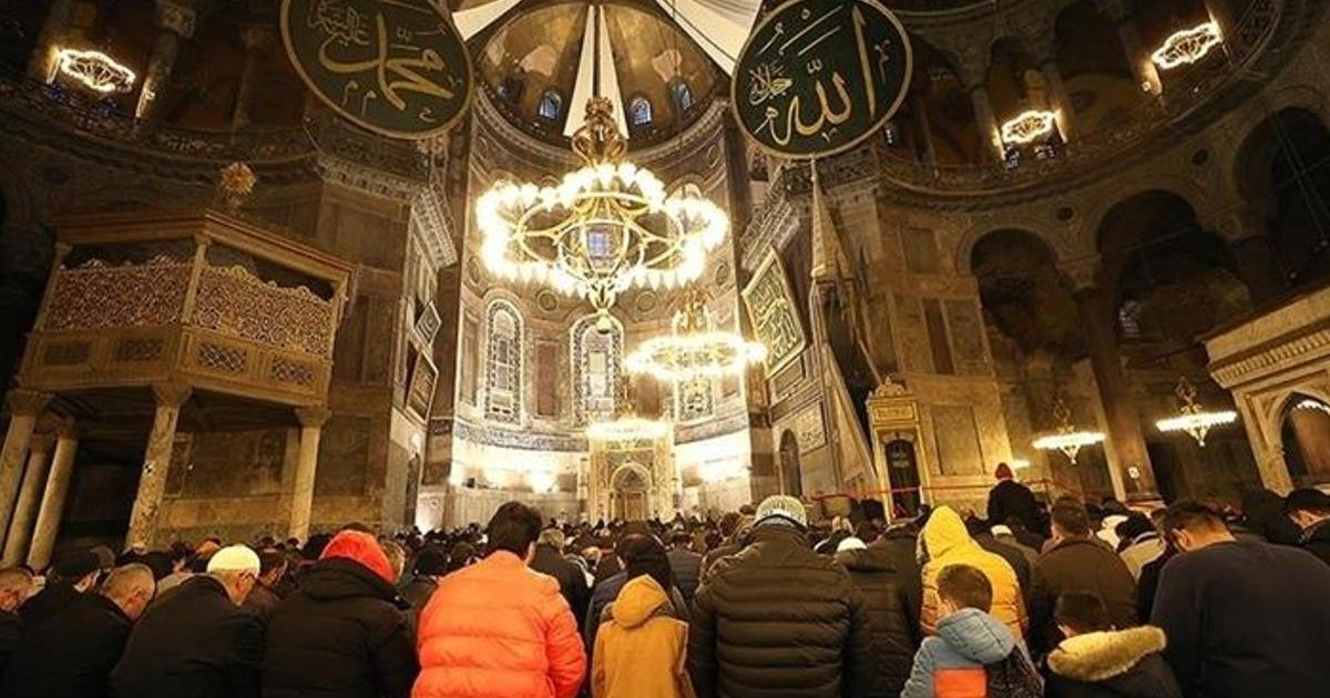 Diyanet'ten Aile Bağlarına Vurgu: 8 Mayıs Cuma Hutbesi