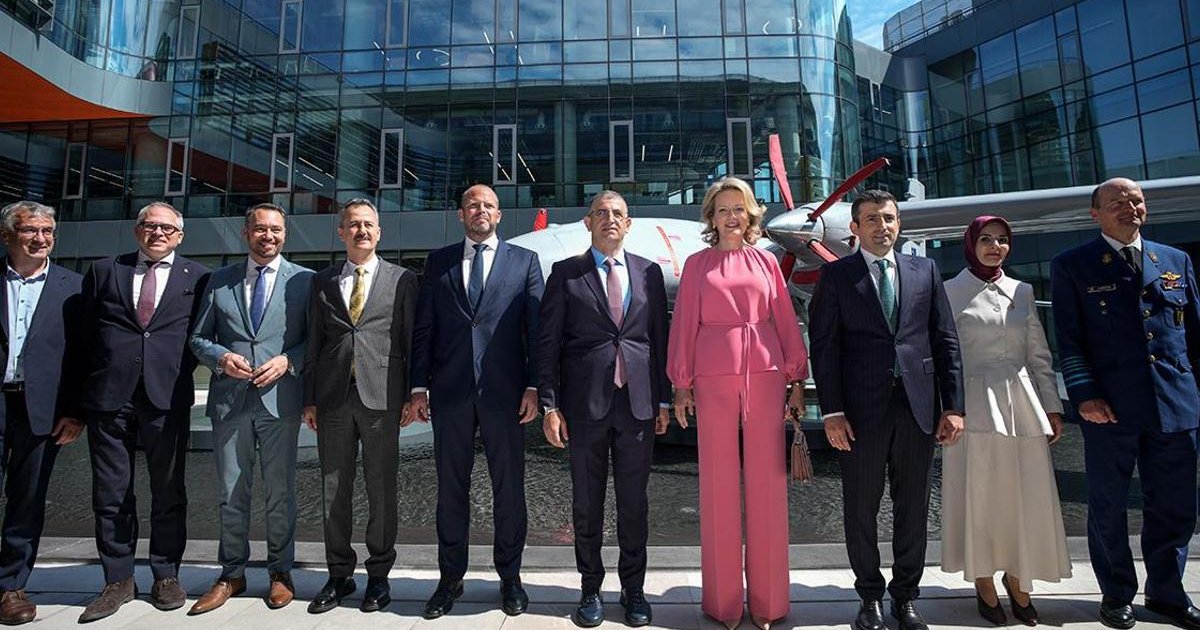 Belçika Kraliçesi Mathilde Baykar'ı ziyaret etti