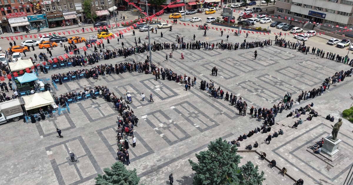 Kırıkkale'de Ücretsiz Sebze Fidesi Dağıtımı