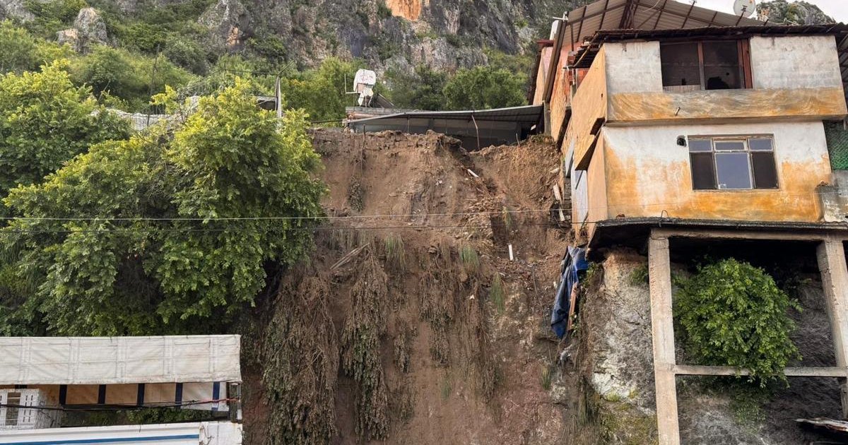 Hatay'da sağanak felaketi: 1 ölü, 3 yaralı