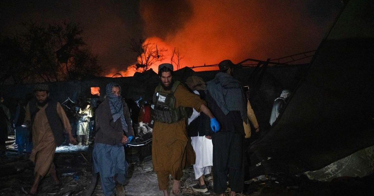 Pakistan Kabil'e hava saldırısı düzenledi