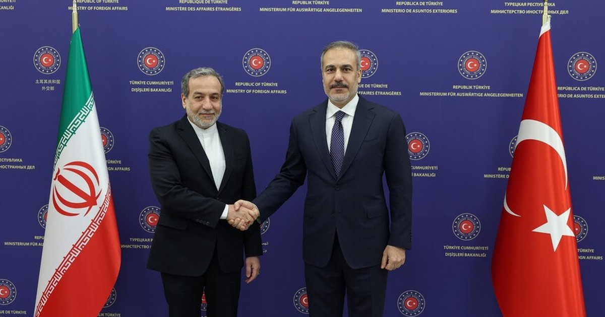 Bakan Fidan, Erakçi ile İran-ABD müzakerelerini görüştü