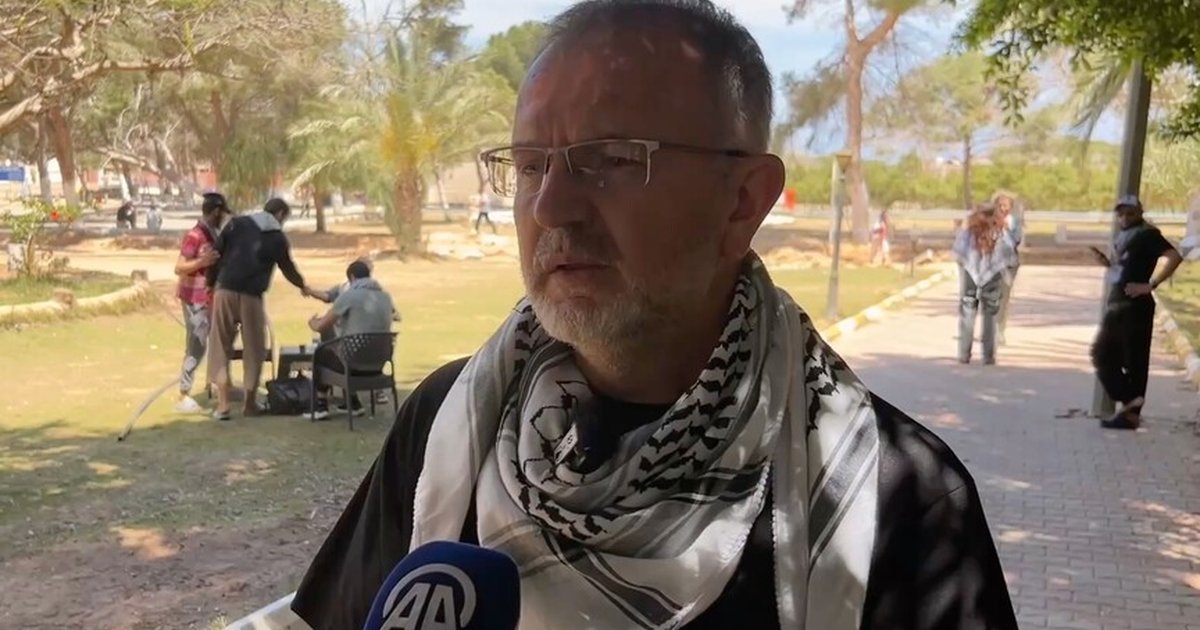 Sumud Kara Konvoyu aktivistleri Gazze'ye yardım için yola çıkıyor