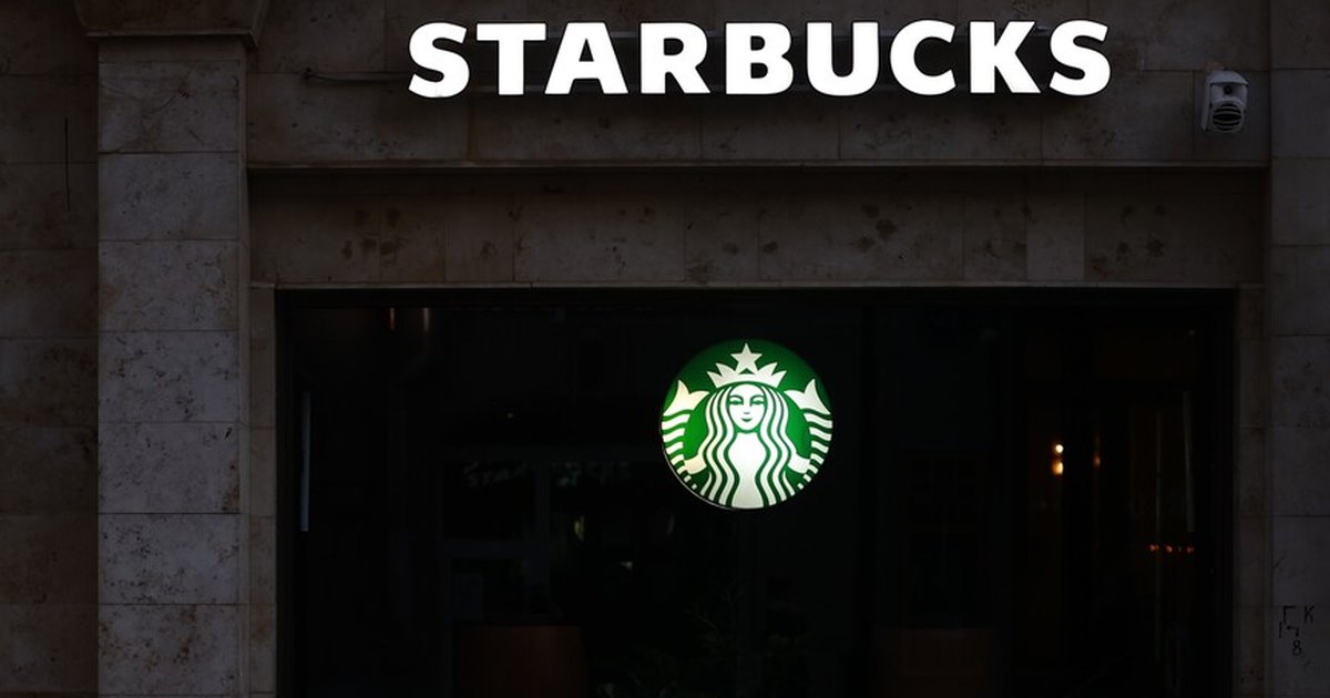 Starbucks ABD'de 300 çalışanını işten çıkarıyor