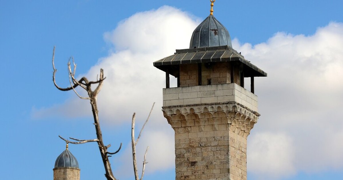 Filistin: İsrail'in ezan yasağı dini savaş ilanı