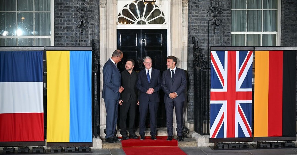 E3 Liderleri Londra'da Zelenskiy ile Görüştü