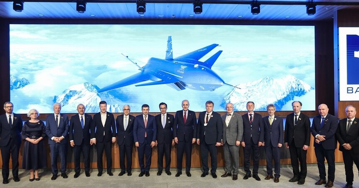 NATO Parlamenter Zirvesi'ne katılan meclis başkanları Baykar'ı ziyaret etti