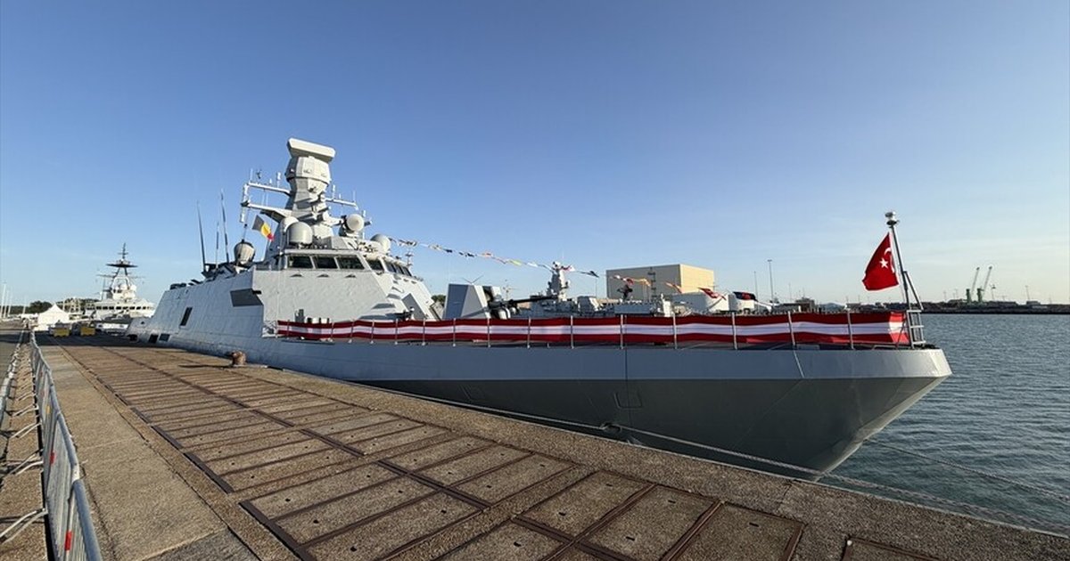 TCG Burgazada Belçika'da ziyarete açıldı