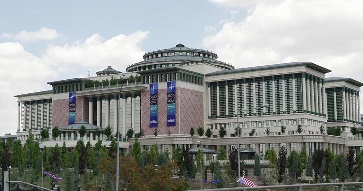 NATO Zirvesi'ni takip eden basın merkezi kuruldu