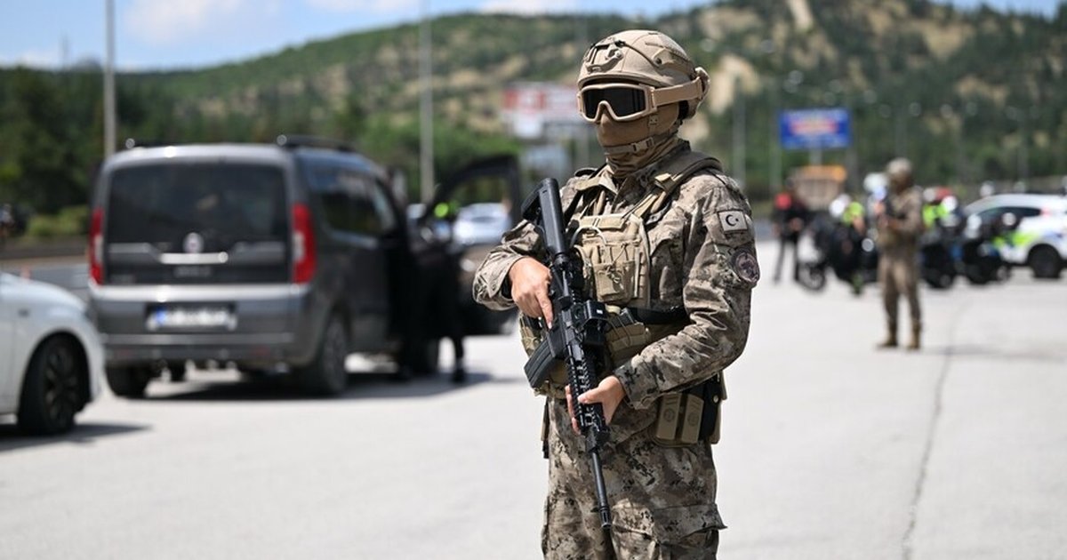 Bakan Çiftçi'den NATO Zirvesi'nde görevli emniyet personeline mesaj