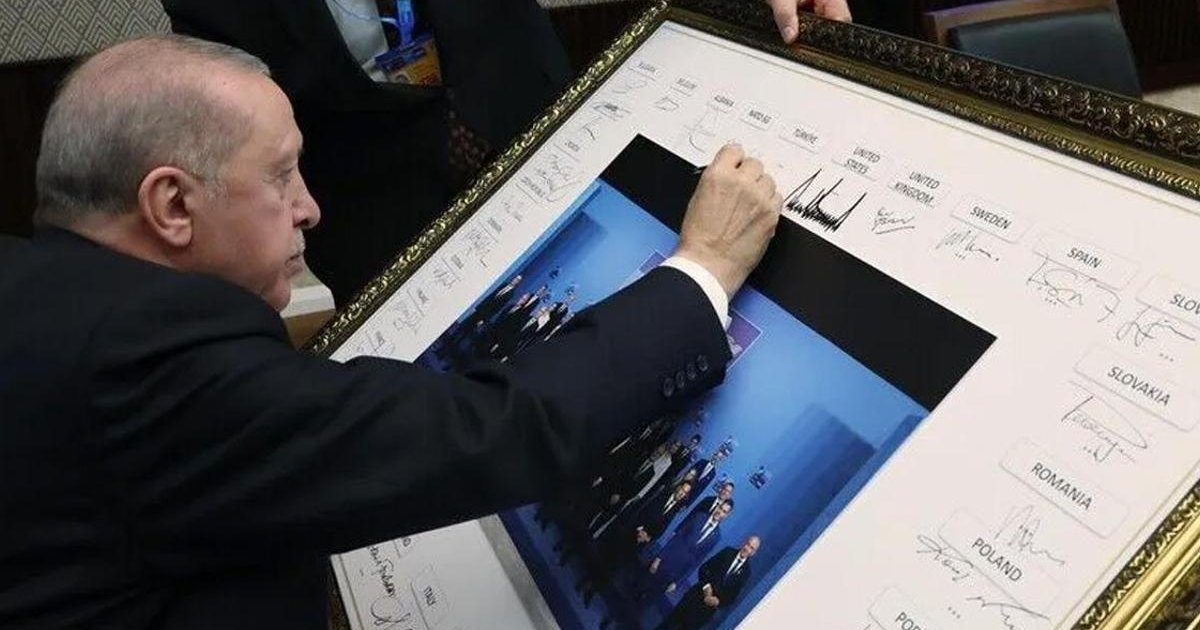NATO Zirvesi'nde aile fotoğrafı: Erdoğan'dan son imza